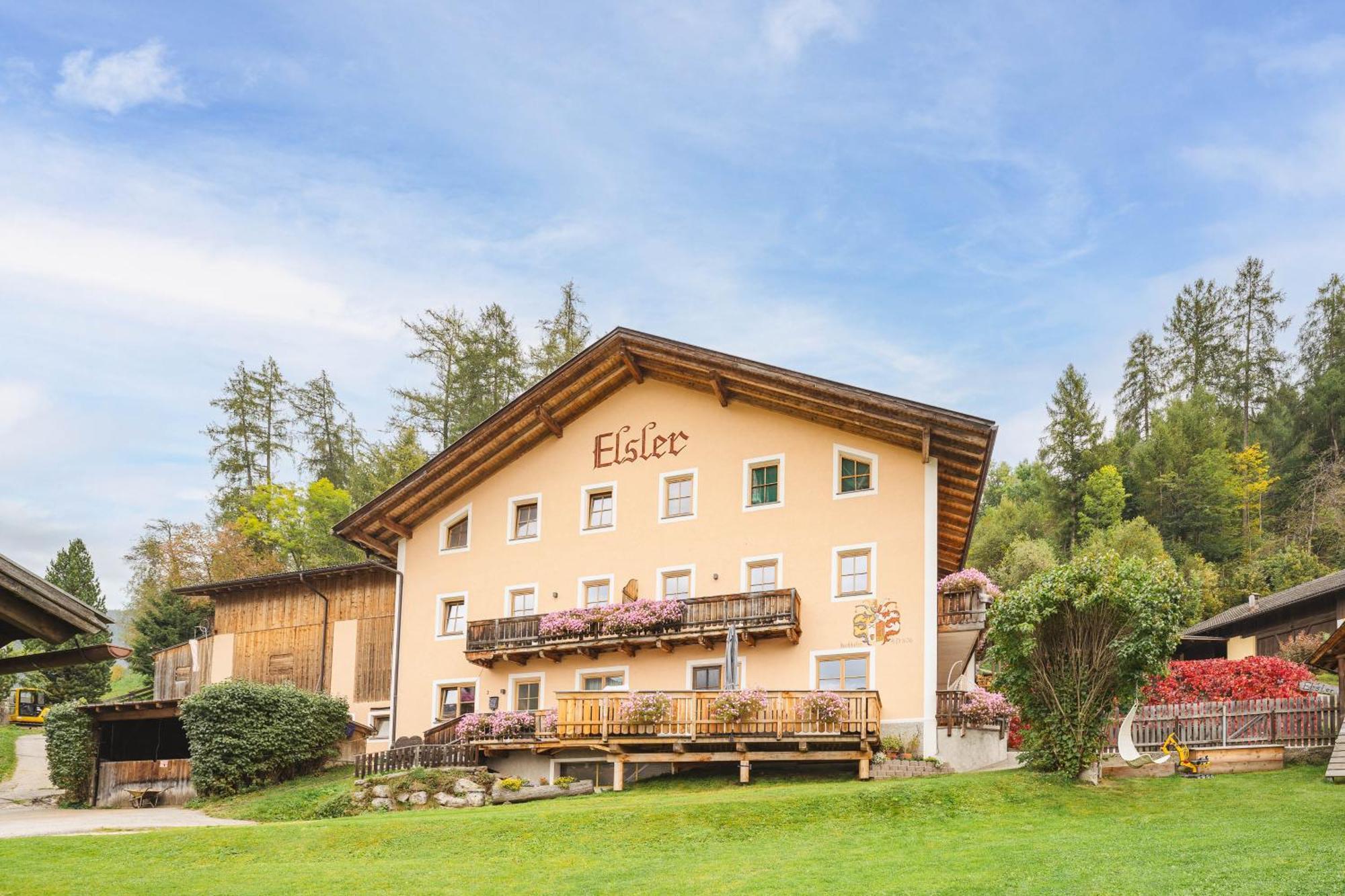 Elslerhof Apartment Dobbiaco Exterior foto